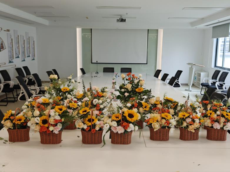 拾趣春光 美在指尖